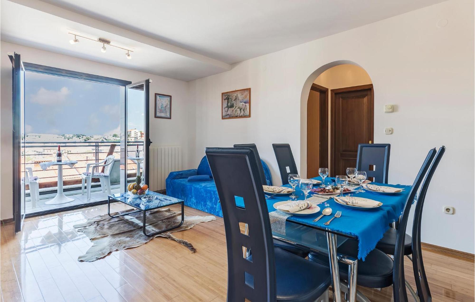 1 Bedroom Beautiful In * Pula