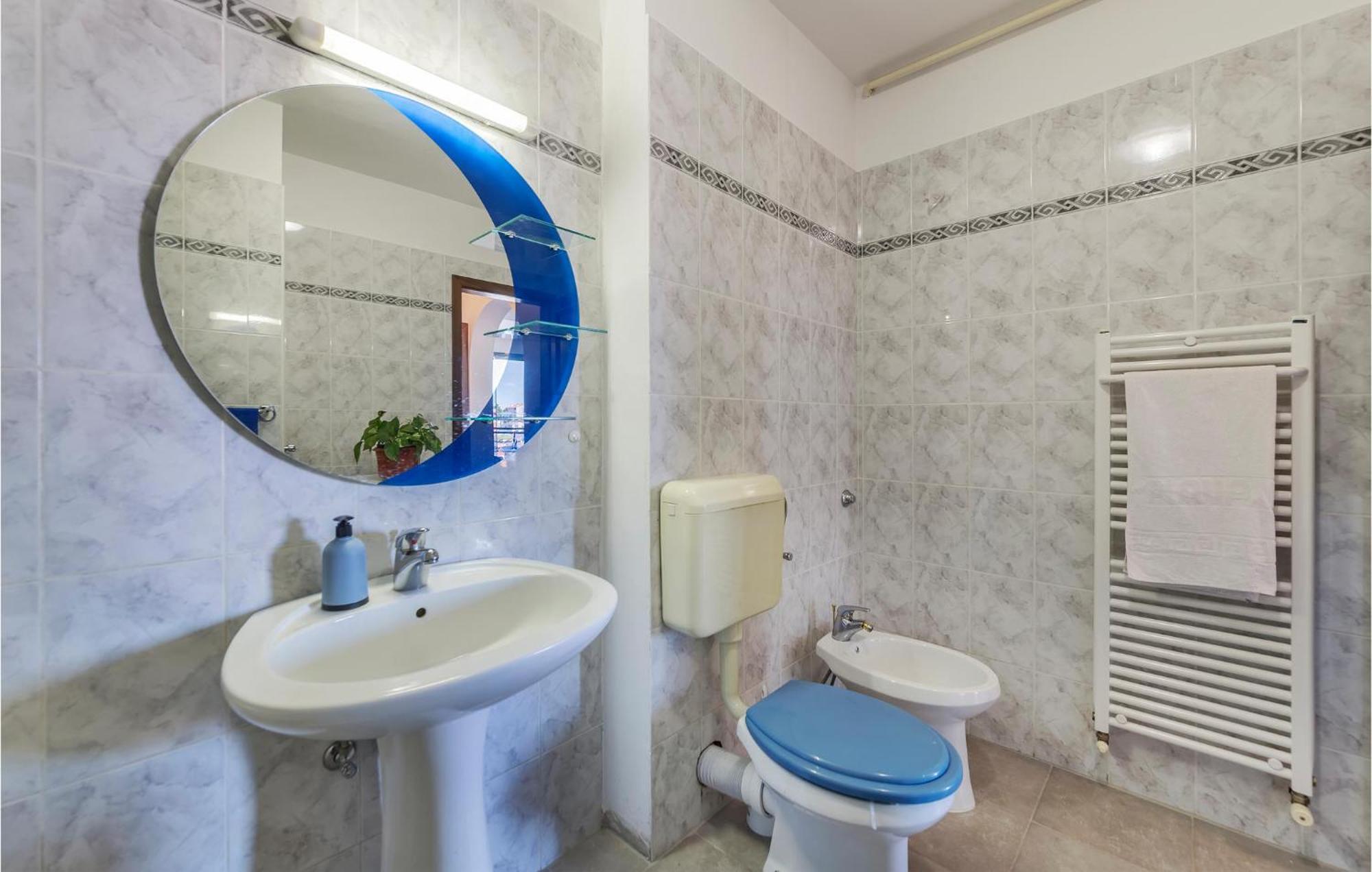 1 Bedroom Beautiful In Apartman